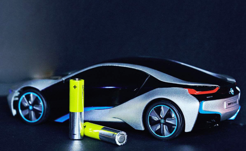 新能源汽車發展取決于動力電池能走多遠
