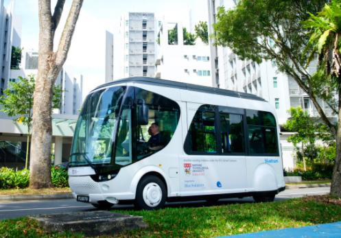 首款閃充電動接駁車發布