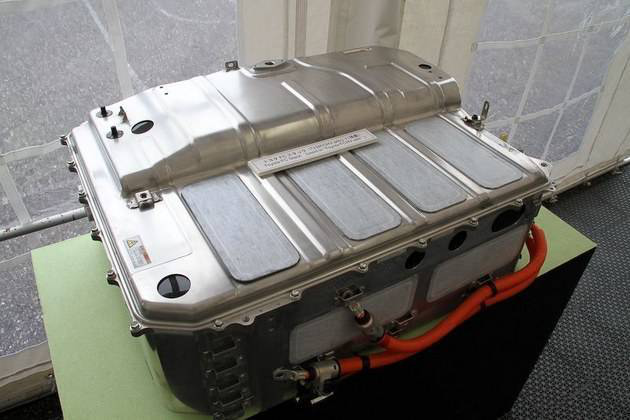 傳統制造企業悄然轉型新能源