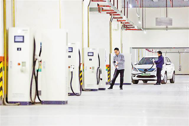 重慶最大汽車充電站開始投用