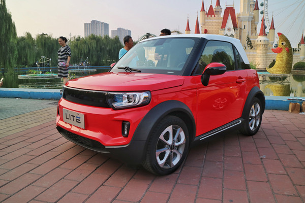 LITE無人駕駛車亮相北京車展