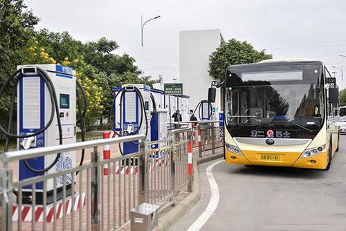 智利公眾高度評價中國電動公交車