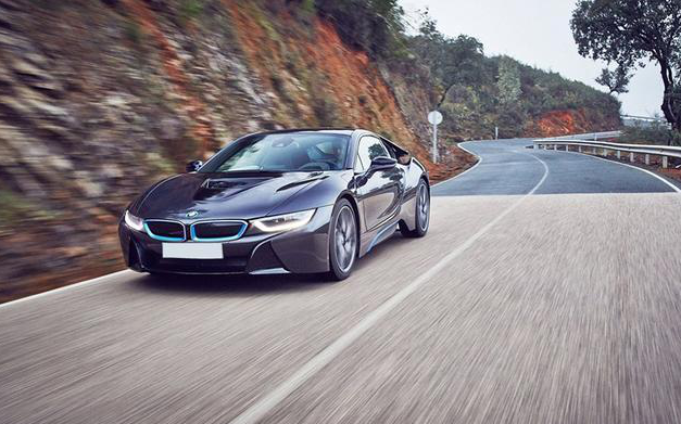 混合動力還是純電動，誰才是新能源汽車時代的霸主