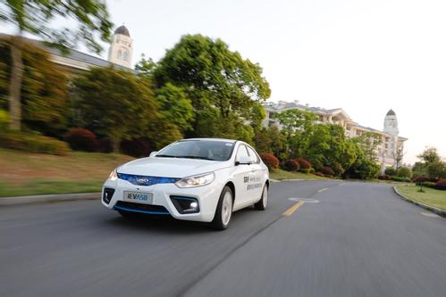 江淮新能源汽車?yán)m(xù)航里程已達(dá)500公里