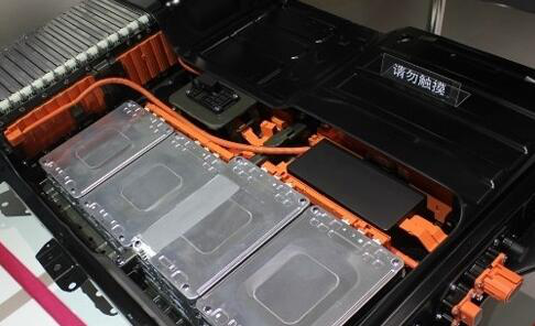 電動汽車的電池壽命是多久？