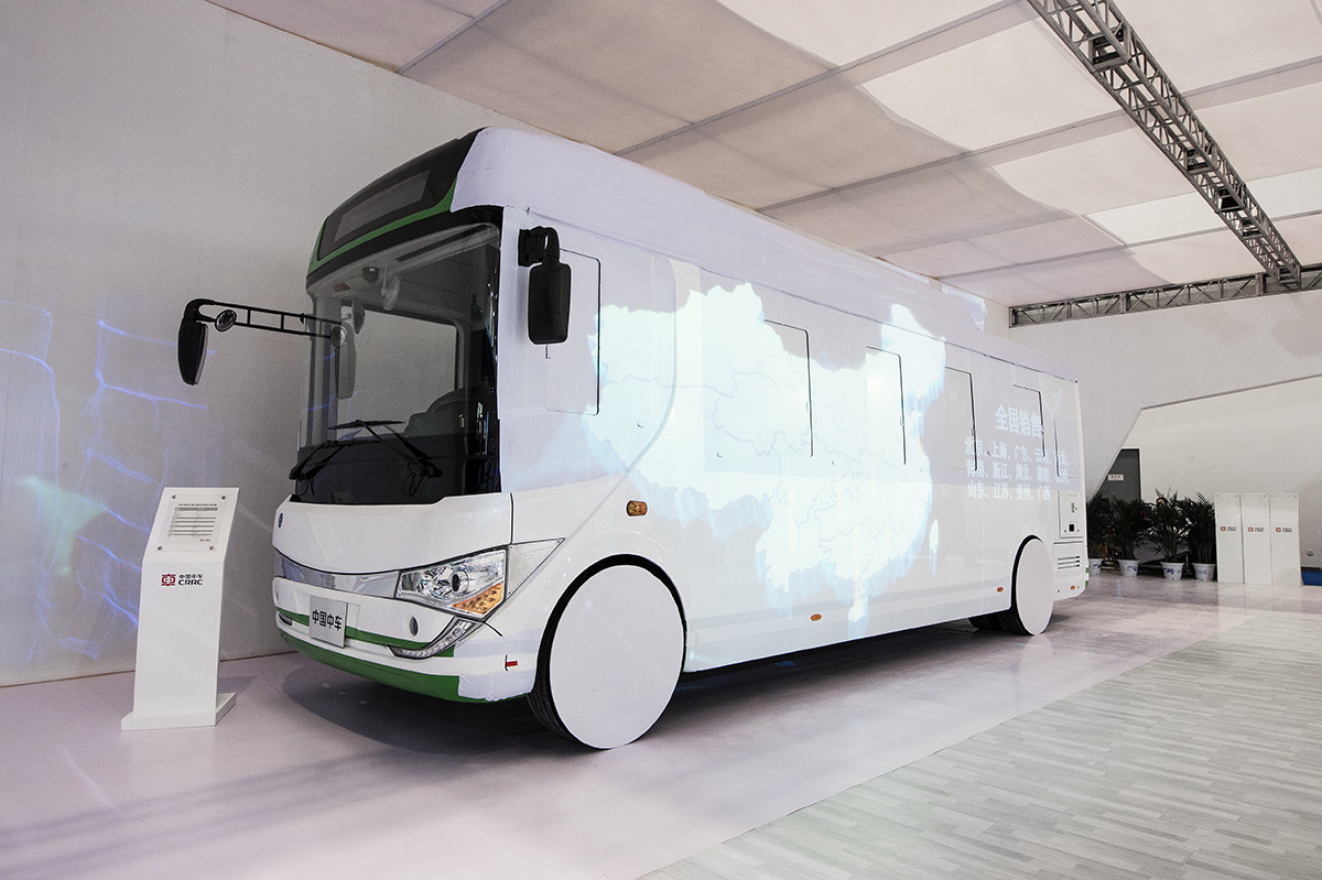 新能源汽車上半年產銷同比均翻番