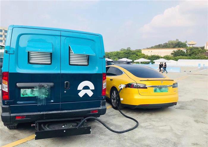 蔚來向特斯拉車主推銷移動充電車 蔚來向特斯拉車主推銷移動充電車