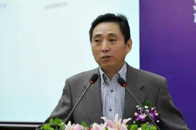 成波：智能網聯汽車技術創新與產業化發展