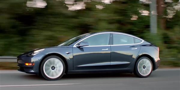 特斯拉第10萬輛Model 3量產(chǎn)車已下線