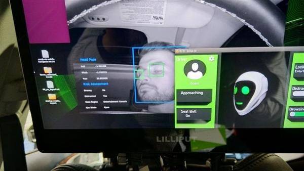 英偉達(dá)打造自動駕駛汽車