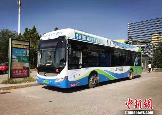 鄭州首條燃料電池公交線路上線