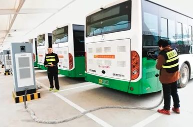 陜西：西安投放300輛吉利純電動(dòng)公交