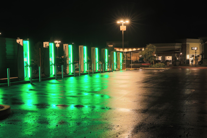 大眾加州建首個充電功率達350kW的超快速充電樁