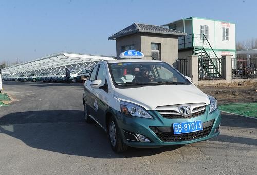 順義區最大新能源汽車公用充電場投入使用