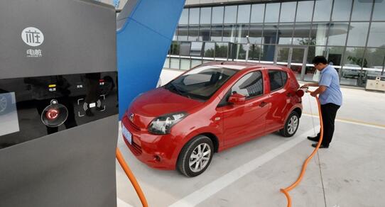 加快推進(jìn)新能源化 精準(zhǔn)治污的北京樣本