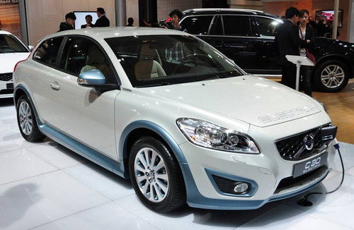 新能源汽車市場(chǎng)高歌猛進(jìn)：車企陸續(xù)宣布電動(dòng)化時(shí)間表