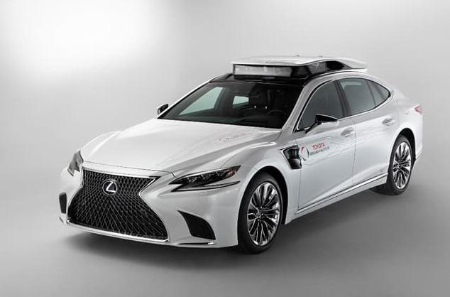 雷克薩斯TRI-P4概念車采用協作駕駛理念